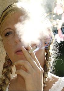 فرفش ينقل لكم توقعات كارمن شمّاس لبرج الثور 2010!!  صورة رقم 2