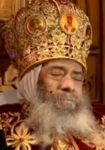 الشيخ غنيم: مصر استراحت بهلاك شنودة رأس الكفر والمجرم الملعون صورة رقم 1