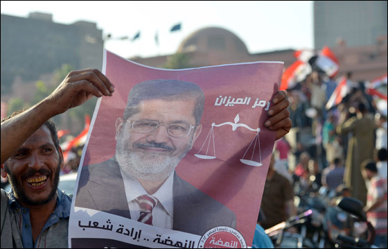 محمد مرسي يشجع على المصالحة واستمرار الثورة في اول خطاب له صورة رقم 3