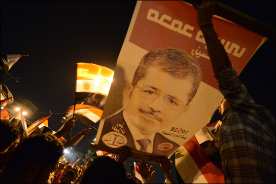 محمد مرسي يشجع على المصالحة واستمرار الثورة في اول خطاب له صورة رقم 25