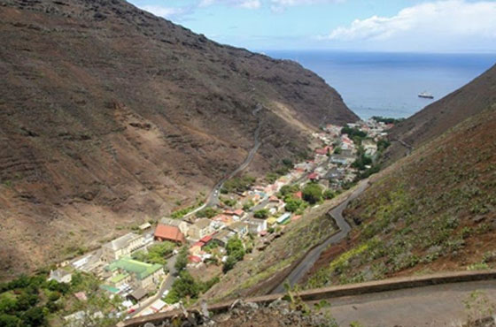 جزيرة القديسة هيلينا البركانية منفى نابليون ويسكنها 4000 نسمة صورة رقم 7