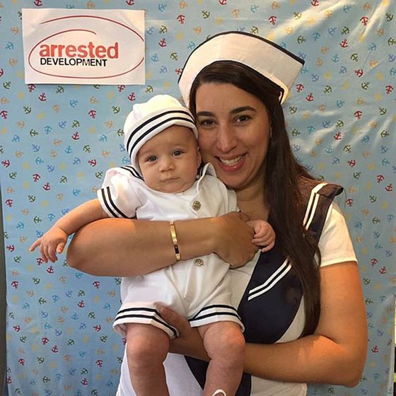 صور طفل رائع يرتدي بدلة هالوين جديدة يوميا لمدة شهر كامل صورة رقم 1