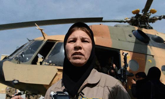  النوعاللطيف يحلق في السماء ويبرع في قيادة الطائرات.. وهؤلاء هن المتفوقات صورة رقم 6