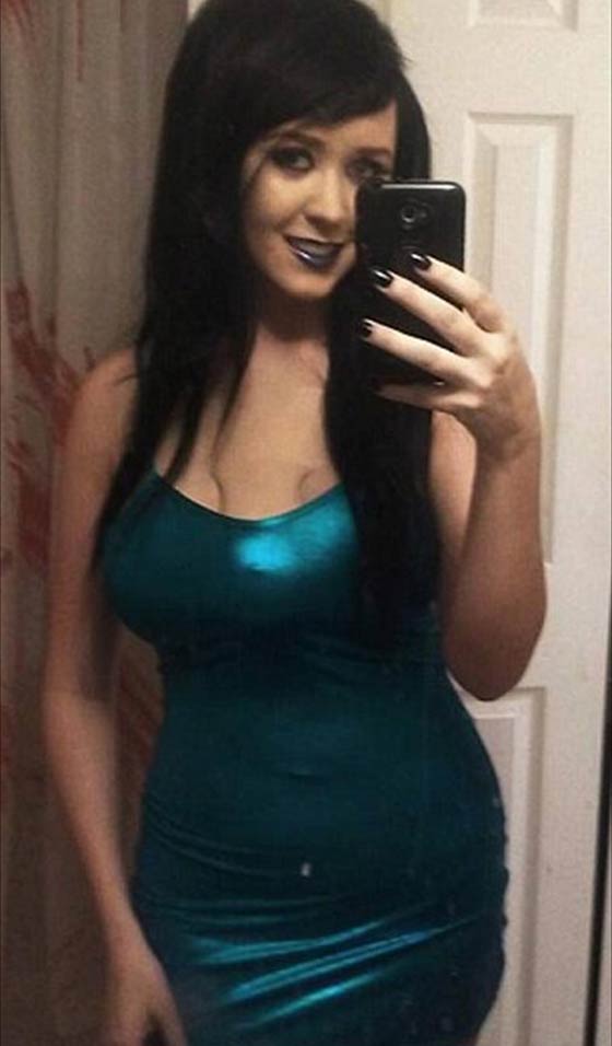 اخبار مفبركة في 2014: فتاة تركّب ثديا ثالثا وعودة موتى الإيبولا  صورة رقم 1