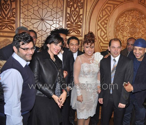 مي كساب تحتفل مع أوكا بمرور 10 سنوات على زواجهما: ماكانوش سهلين! صورة رقم 3