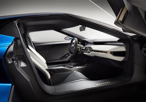 فورد GT خارقة مع احدث التقنيات التي انتجتها الشركة في تاريخها صورة رقم 11