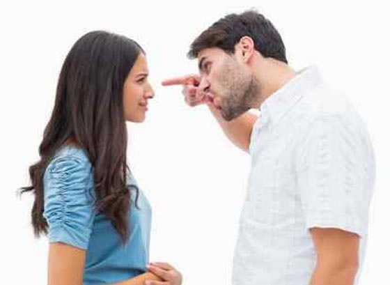   اغرب اسباب  فسخ الخطوبة: لانه اشتغل في الفاكهه، لأنها لا تلبس ضيق ولون الحمام !  صورة رقم 1