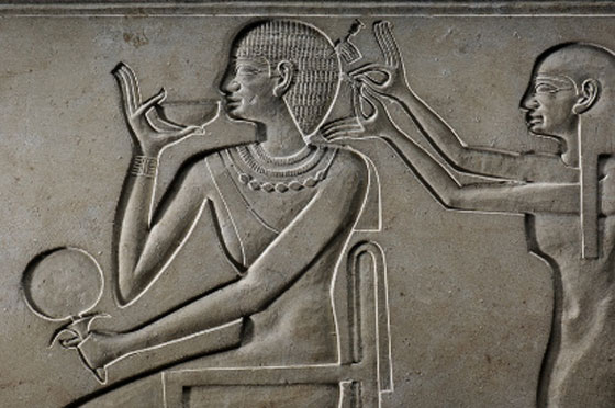 الفراعنة سبقوا العالم بـ6 اختراعات منها ادوات الحلاقة، المكياج، والكعب العالي  صورة رقم 3