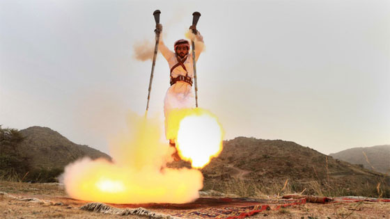 الرقص مع الاسلحة النارية تقليد سعودي شعبي فريد.. تعرف عليه صورة رقم 1 الرقص مع الاسلحة النارية تقليد سعودي شعبي فريد.. تعرف عليه صورة رقم 1