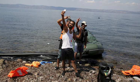 أشهر صور السيلفي التي التقطت هذا الأسبوع.. شاهدها صورة رقم 5