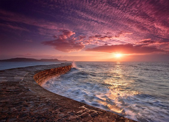 بالصور.. مصور يكرس 4 سنوات لتصوير روعة الشروق والغروب صورة رقم 11