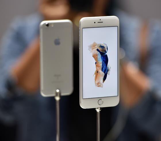 هذه هي منتجات آبل الجديدة.. بينها آيفون 6S بلس، تلفزيون وساعة ذكية صورة رقم 19 هذه هي منتجات آبل الجديدة.. بينها آيفون 6S بلس، تلفزيون وساعة ذكية صورة رقم 19