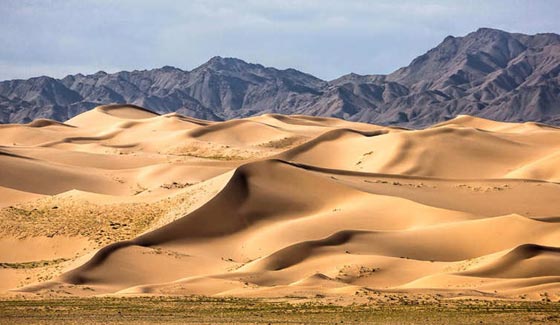 جولة في ارض جنكيز خان.. سهول خضراء، رعاة وهواتف ذكية صورة رقم 1 جولة في ارض جنكيز خان.. سهول خضراء، رعاة وهواتف ذكية صورة رقم 1