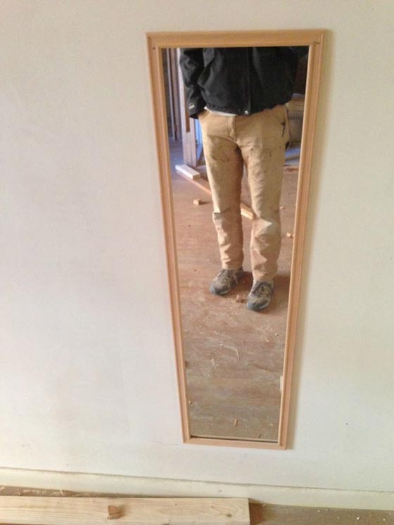 صور كاشفة.. هكذا تتحول هيبة طول القامة الى خيبة مضروبة في خيبة صورة رقم 8 صور كاشفة.. هكذا تتحول هيبة طول القامة الى خيبة مضروبة في خيبة صورة رقم 8