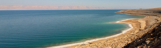 على عكس كل البحار.. البحر الميت ينحسر ويتلاشى تدريجيا صورة رقم 1