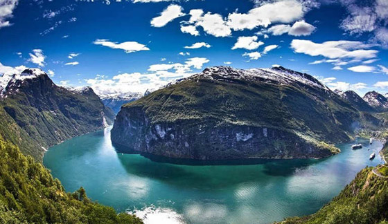 صور لاجمل الموانئ السياحية في العالم.. مشاهد من اسطح السفن صورة رقم 4 صور لاجمل الموانئ السياحية في العالم.. مشاهد من اسطح السفن صورة رقم 4