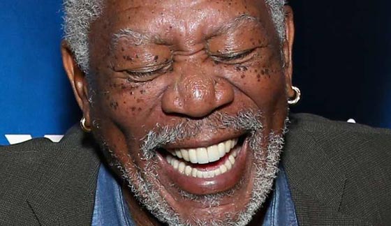 بعد الحزن والمآسي ليس امامنا وسيلة لمحوه سوى هذا الضحك صورة رقم 13 بعد الحزن والمآسي ليس امامنا وسيلة لمحوه سوى هذا الضحك صورة رقم 13