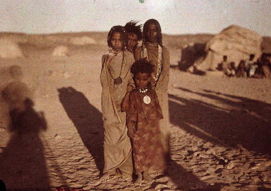 باريس: معرض لتكريم اشهر مصورات العالم  صورة رقم 4