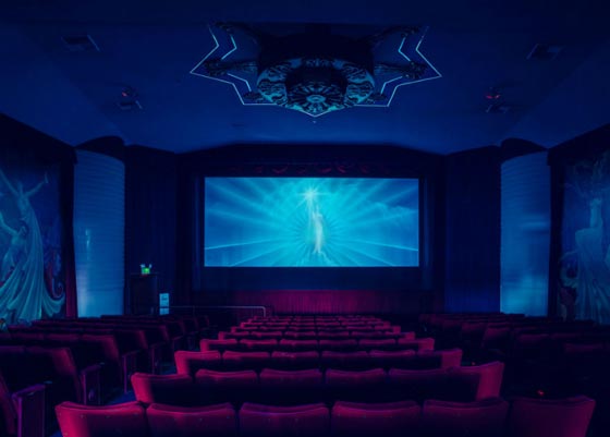 صور 12 دار عرض سينمائي من جميع أنحاء العالم، مُبتكرة وفريدة صورة رقم 1 صور 12 دار عرض سينمائي من جميع أنحاء العالم، مُبتكرة وفريدة صورة رقم 1