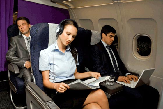 10 اسرار تخفيها مضيفات الطيران: ماء الشرب غير نظيف والطائرة تحمل اعضاء وبقايا بشرية! صورة رقم 1 10 اسرار تخفيها مضيفات الطيران: ماء الشرب غير نظيف والطائرة تحمل اعضاء وبقايا بشرية! صورة رقم 1