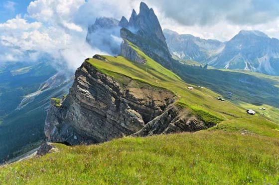  صور اجمل 20 منظرا مدهشا حول العالم منها جبال قوس قزح، جزر المالاديف وابواب الجحيم! صورة رقم 17