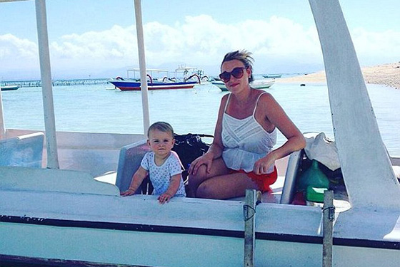 صور طفلة بعمر 10 اسابيع تزور 15 دولة في رحلة لمدة 10 شهور! صورة رقم 21