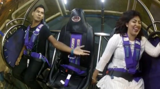 الفيسبوك يشتعل.. 29  مليون مشاهدة لراكب المنجنيق في مدينة الملاهي صورة رقم 2