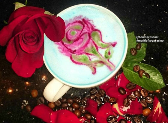 الرسم على القهوة.. موضة جديدة من الفنون عالية الدقة صورة رقم 8