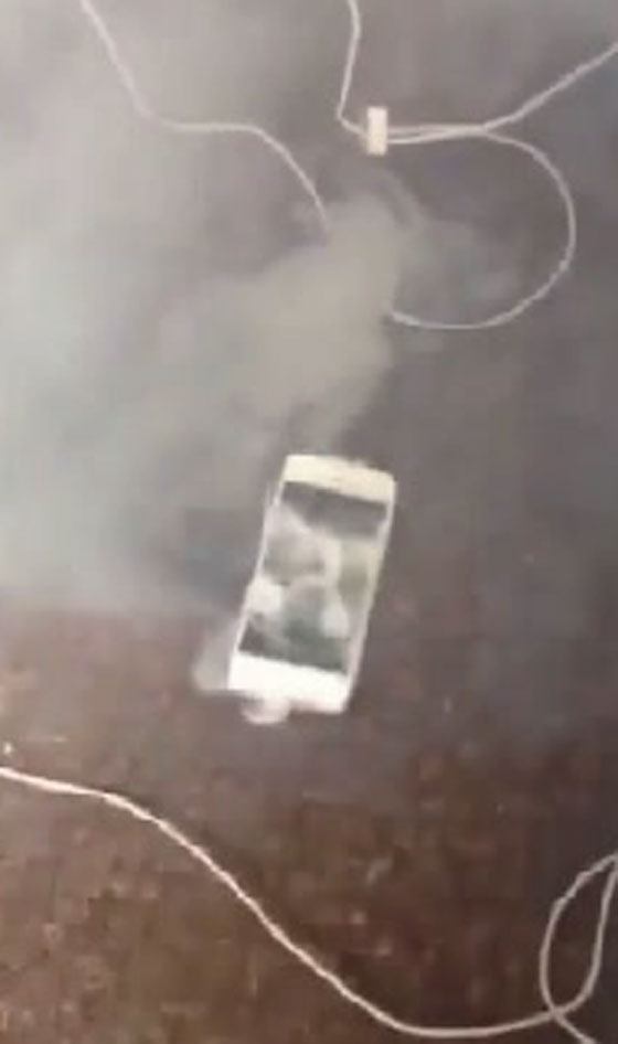 فيديو لشاب يحطم جهاز آيفون بمطرقة.. فما الذي ارعبه؟ صورة رقم 1