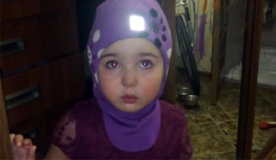   طفلة روسية تهدد والدها: سأذهب إلى إفريقيا واموت جوعا! فيديو طريف صورة رقم 3