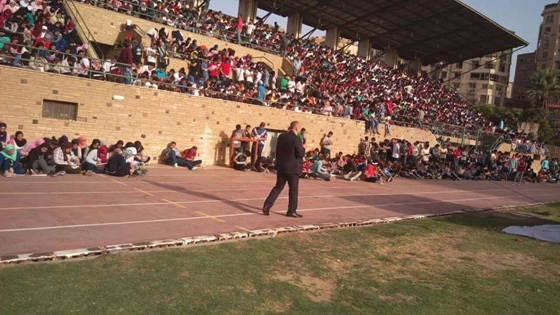 صورة رقم 2 - ملاعب تغص بطلاب الثانوية العامة وليس بجماهير كرة القدم!! صورة رقم 2 - ملاعب تغص بطلاب الثانوية العامة وليس بجماهير كرة القدم!!