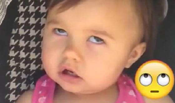 فيديو وصور طريفة.. اطفال يشبهون بتعابيرهم الايموجي صورة رقم 1