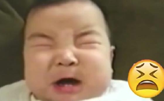 فيديو وصور طريفة.. اطفال يشبهون بتعابيرهم الايموجي صورة رقم 13
