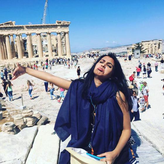 صور غير تقليدية لعروس بدون عريسها في شهر عسل.. امر من المر صورة رقم 2