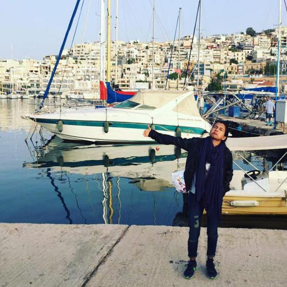صور غير تقليدية لعروس بدون عريسها في شهر عسل.. امر من المر صورة رقم 16