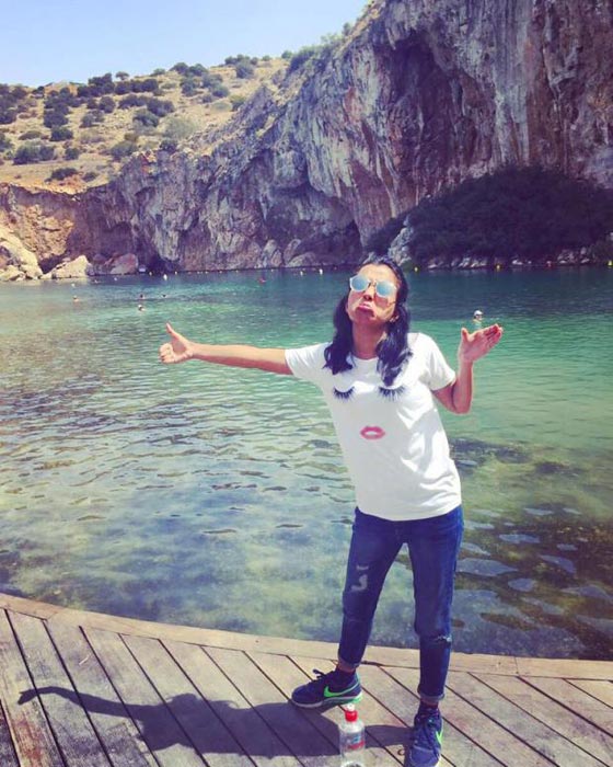 صور غير تقليدية لعروس بدون عريسها في شهر عسل.. امر من المر صورة رقم 10