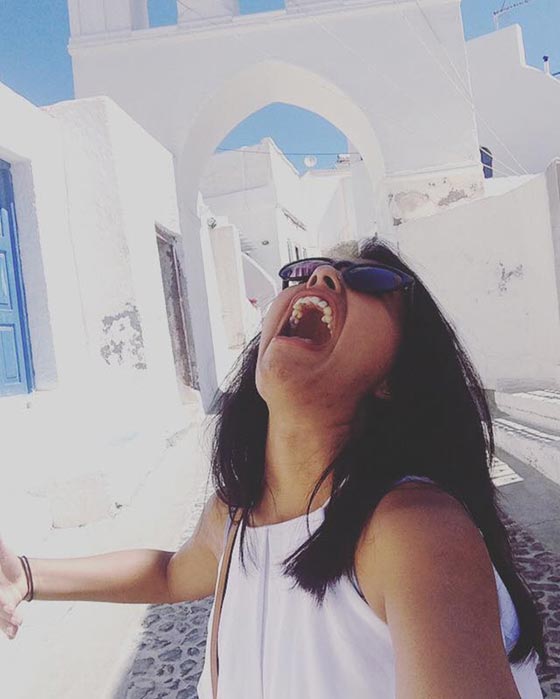 صور غير تقليدية لعروس بدون عريسها في شهر عسل.. امر من المر صورة رقم 7