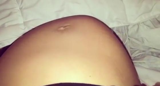 حركات جنين عارضة ازياء شهيرة تدهش متابعيها.. انضم اليهم صورة رقم 2 حركات جنين عارضة ازياء شهيرة تدهش متابعيها.. انضم اليهم صورة رقم 2