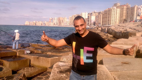 العالمي حسام هارون: مدرس تاريخ يعلم طلابه باغاني المهرجانات الشعبية صورة رقم 4