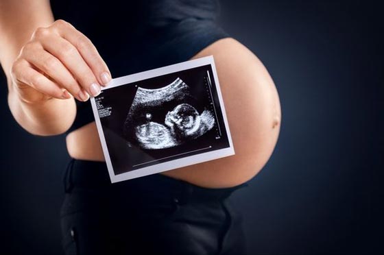 شاهد لقطات تشبه افلام الرعب لاجنة رصدتها موجات فوق صوتية صورة رقم 1