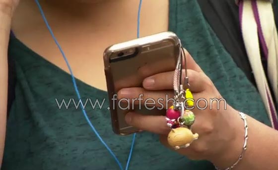 اليد التي تحمل بها هاتفك الخليوي قد تؤثر على قوة الإشارة صورة رقم 2