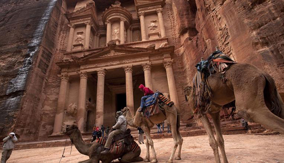 البتراء الاردنية.. ارث سياحي عالمي نادر يعاني من تراجع اهتمام الزائر صورة رقم 3