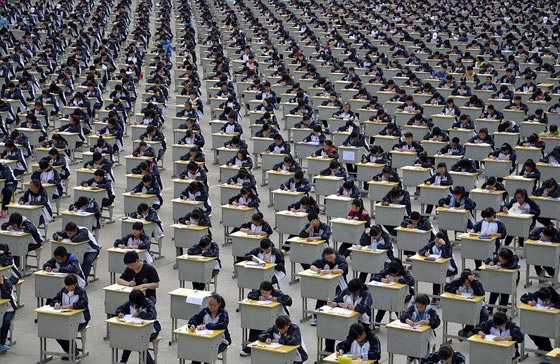 صور غريبة: لن تصدّق ما يسببه الازدحام الخانق في الصين! صورة رقم 6