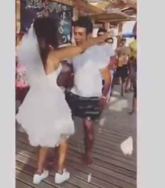  فيديو طريف: هل هذان فعلا عروسان مصريان في أغرب حفل زفاف؟ صورة رقم 2