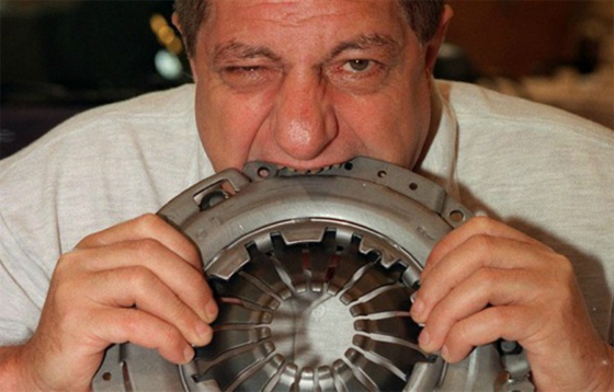 فيديوهات غريبة: 3 اشخاص يتمتعون بقوى خارقة للطبيعة! صورة رقم 3