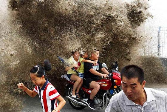 صور مذهلة لظاهرة التنين الفضي على ضفة نهر في الصين صورة رقم 6 صور مذهلة لظاهرة التنين الفضي على ضفة نهر في الصين صورة رقم 6