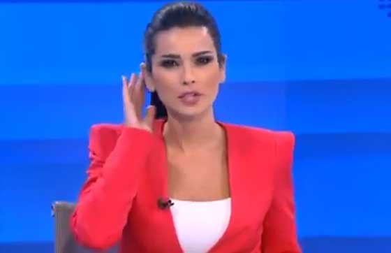 ذبابة تضع مذيعة عربية بموقف محرج يخلصها منه المخرج! فيديو صورة رقم 3