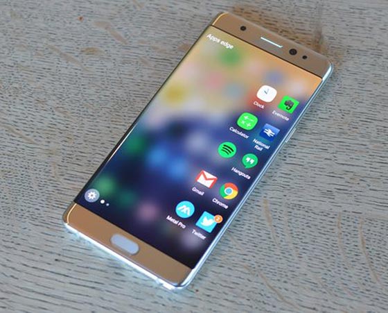 هكذا بدأت ازمة هاتف سامسونغ غالكسي نوت 7 وهكذا انتهت! صورة رقم 2 هكذا بدأت ازمة هاتف سامسونغ غالكسي نوت 7 وهكذا انتهت! صورة رقم 2