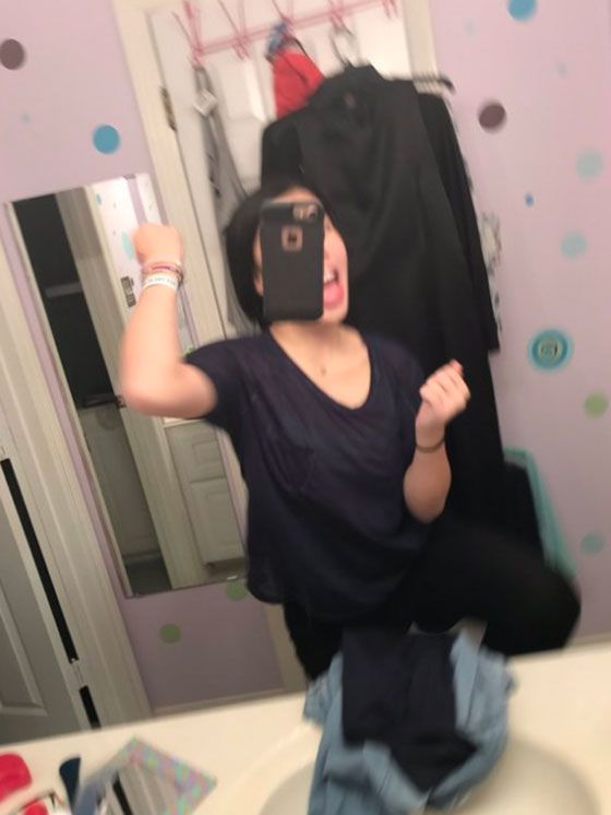   أحدث تقليعة في سيلفي: رمي الهاتف لأعلى والتصفيق وقت الصورة! صورة رقم 6