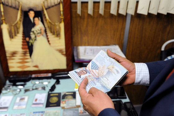 جولة طريفة في مكتب المفقودات لقطار الانفاق بالمكسيك صورة رقم 1